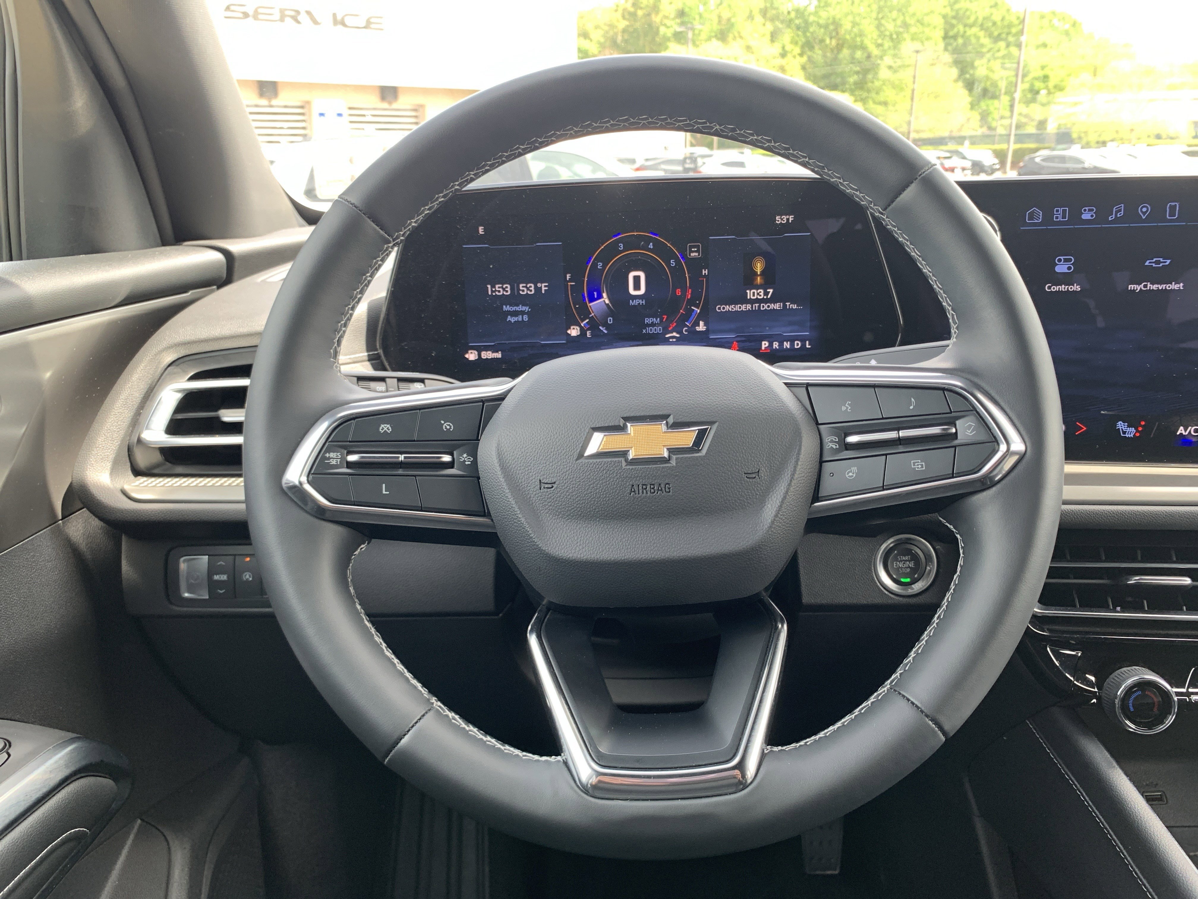 Used 2024 Chevrolet Traverse LT image 18