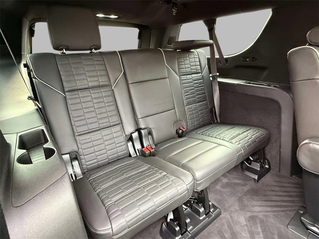 Used 2024 Cadillac Escalade ESV Sport Platinum w/ LPO, Floor Liner Package image 17