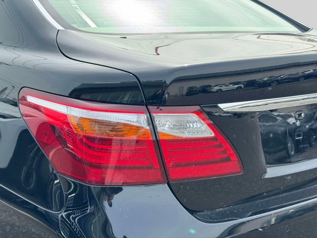 Used 2011 Lexus LS 460 L w/ Luxury Pkg image 11