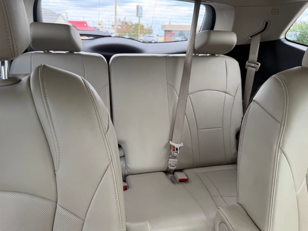 Used 2020 Buick Enclave Essence FWD image 39