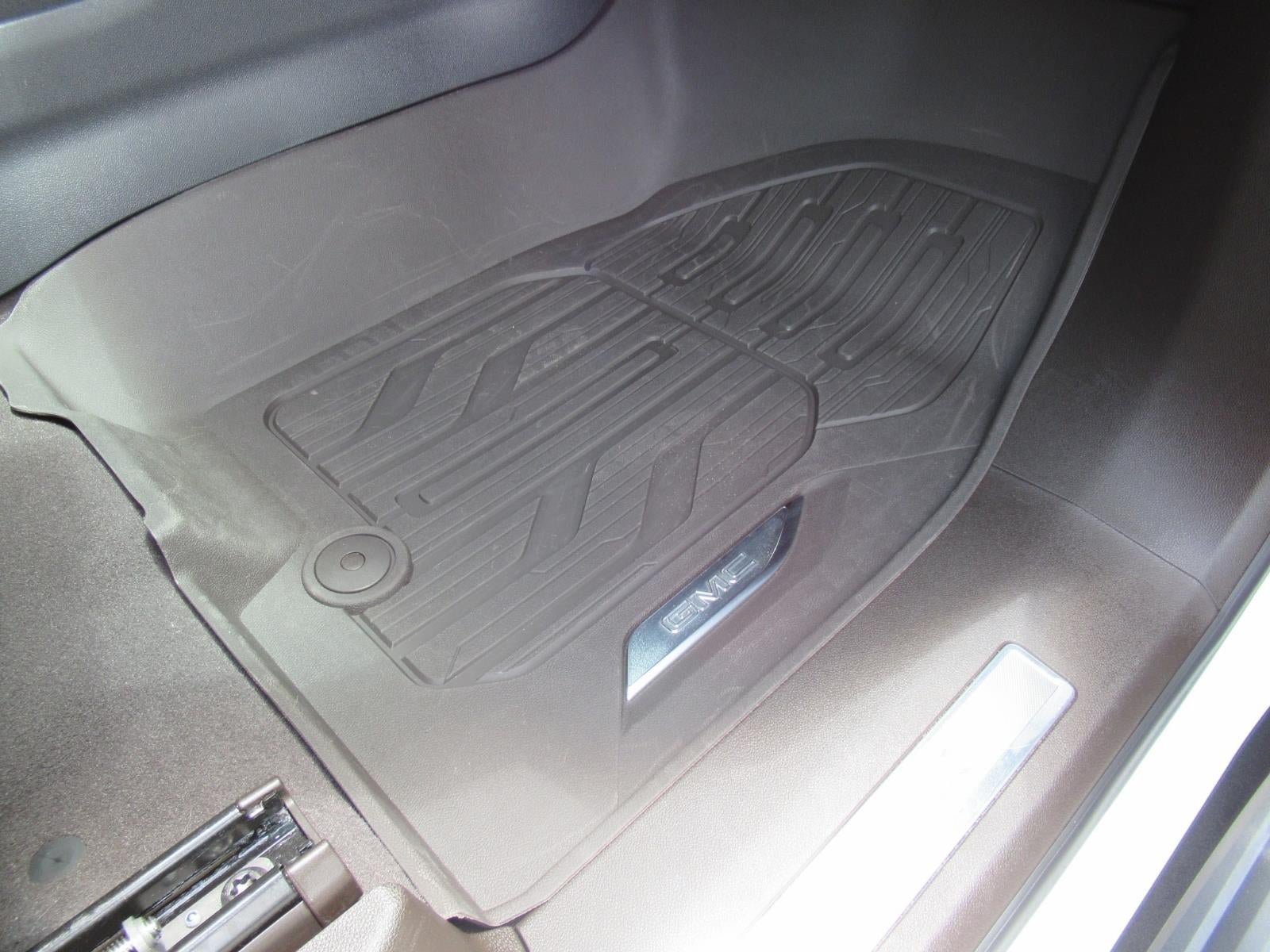 Used 2024 GMC Yukon XL Denali RWD image 35