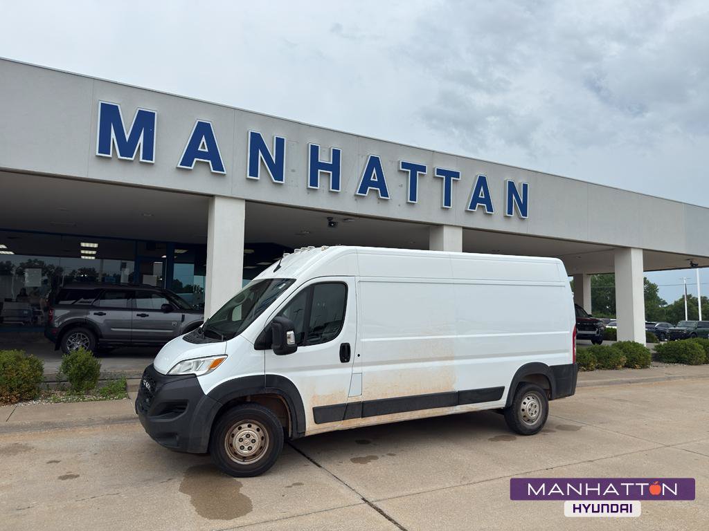 Used 2023 RAM ProMaster 2500 FWD image 1