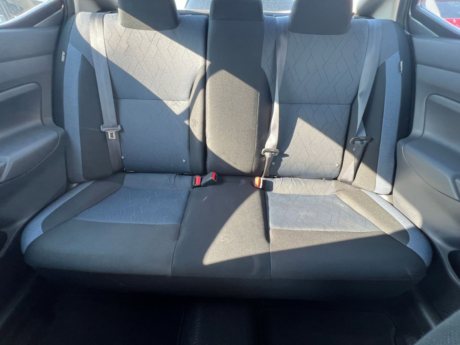 Used 2025 Nissan Versa SV FWD image 36