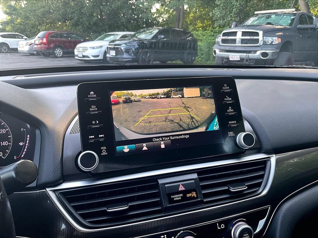 Used 2018 Honda Accord Sport image 18