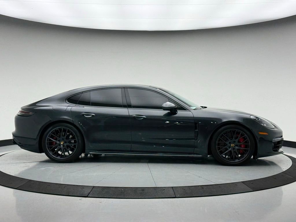 Used 2020 Porsche Panamera GTS image 2