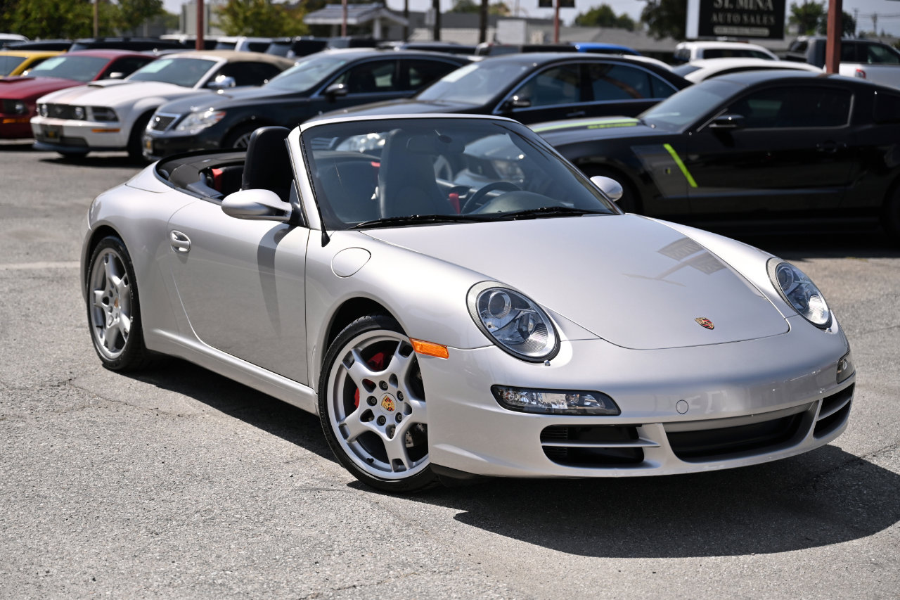 Used 2005 Porsche 911 Carrera S RWD image 58