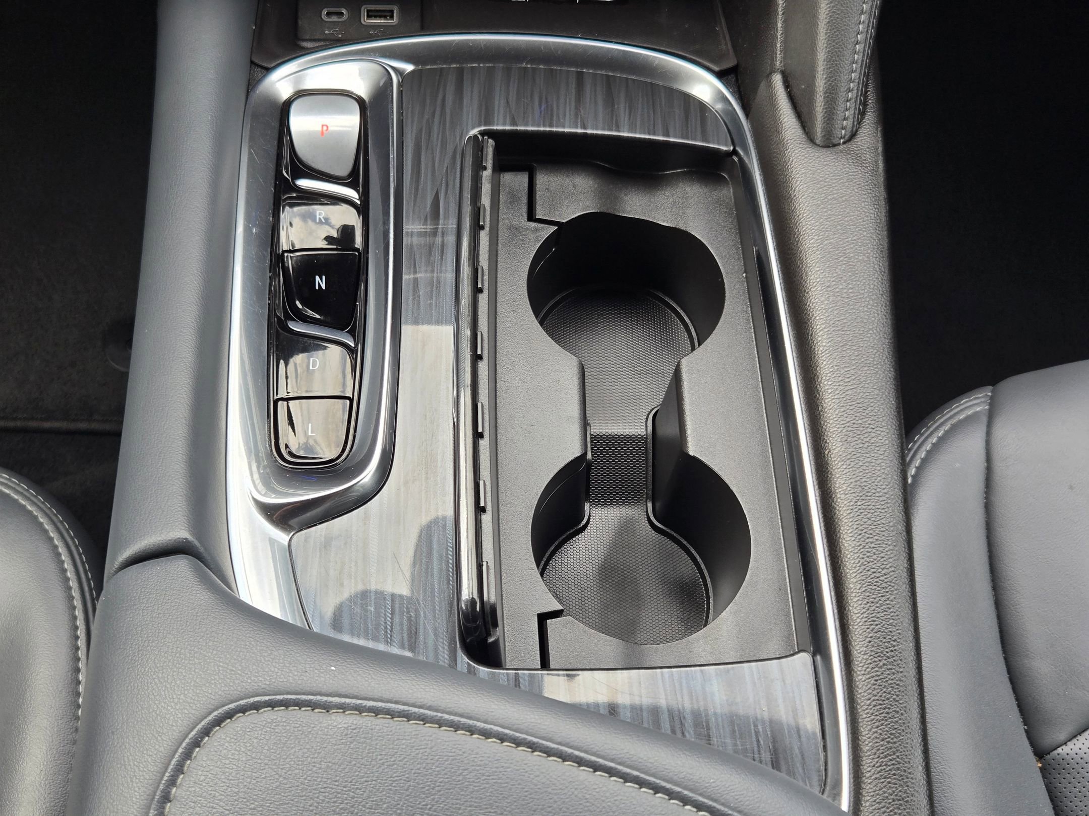 Used 2024 Buick Enclave Premium image 14