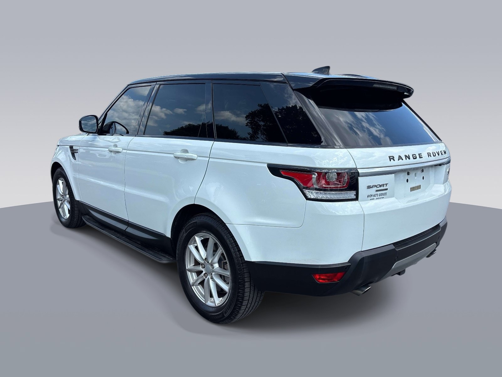 Used 2017 Land Rover Range Rover Sport SE AWD/4WD image 5