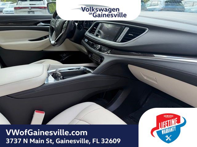 Used 2024 Buick Enclave Essence FWD image 12