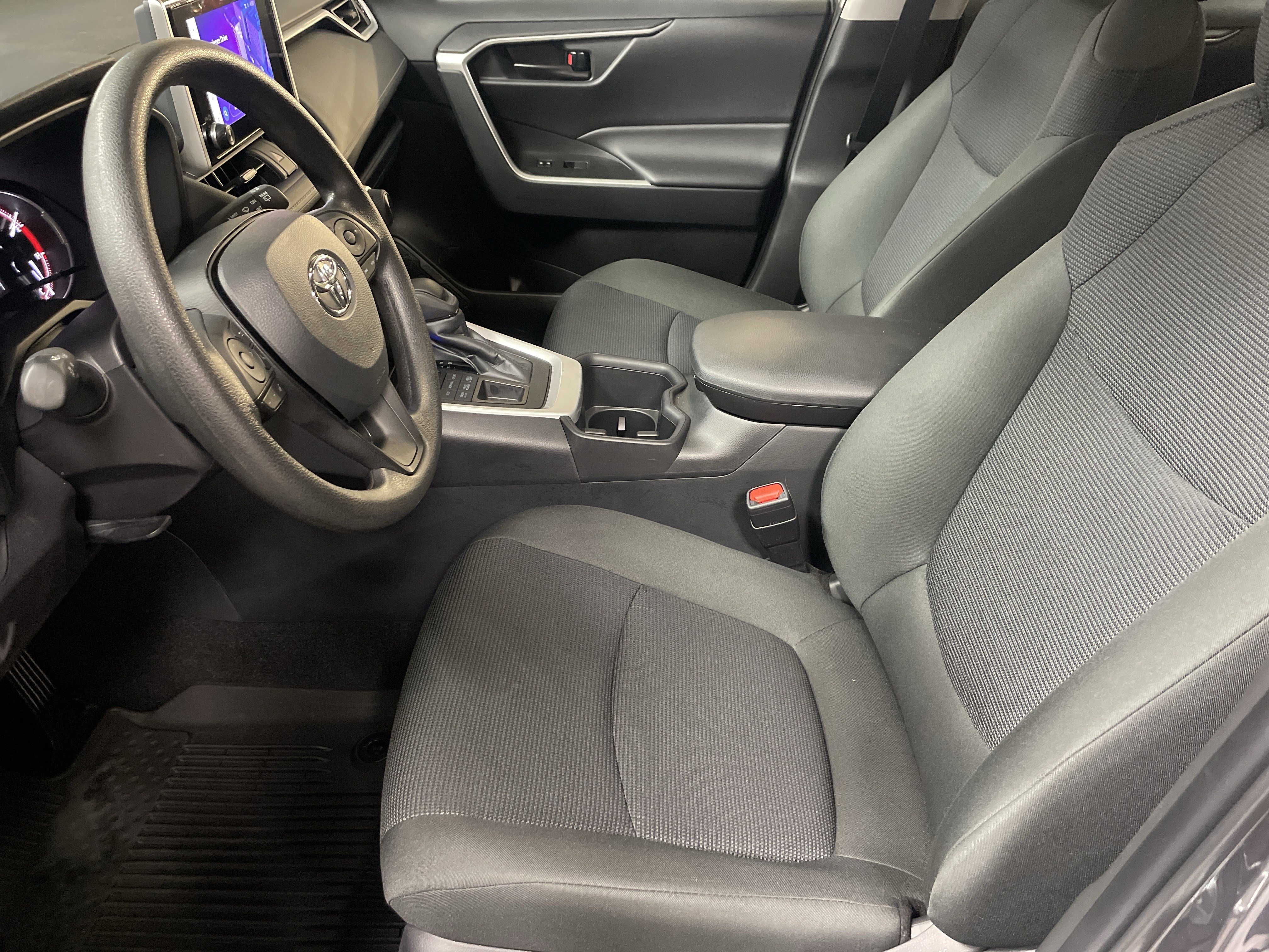 Certified 2025 Toyota RAV4 LE image 16