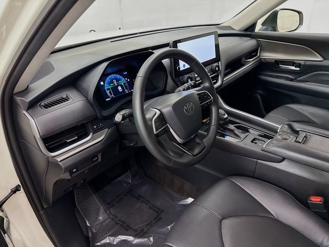 Used 2024 Toyota Grand Highlander AWD image 9