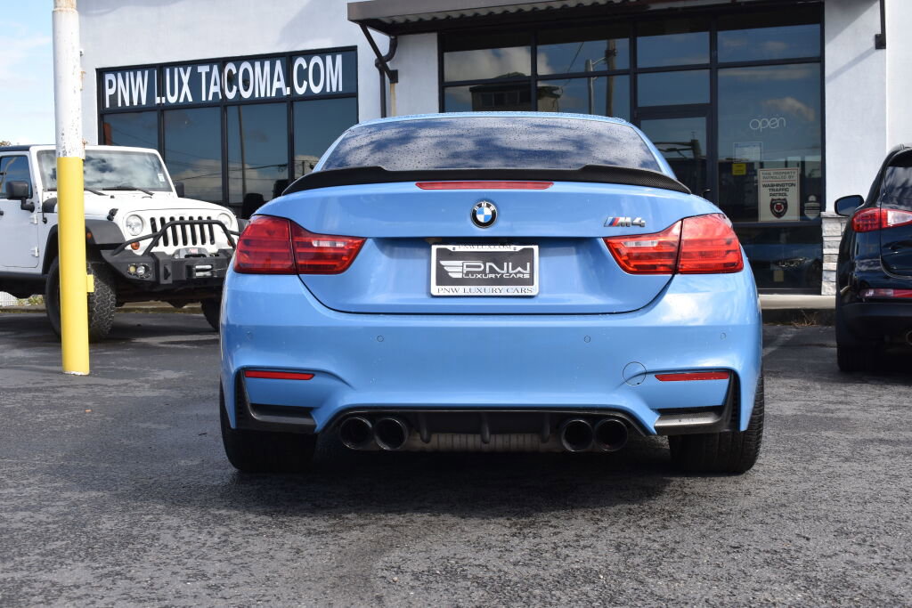 Used 2015 BMW M4 Convertible image 10