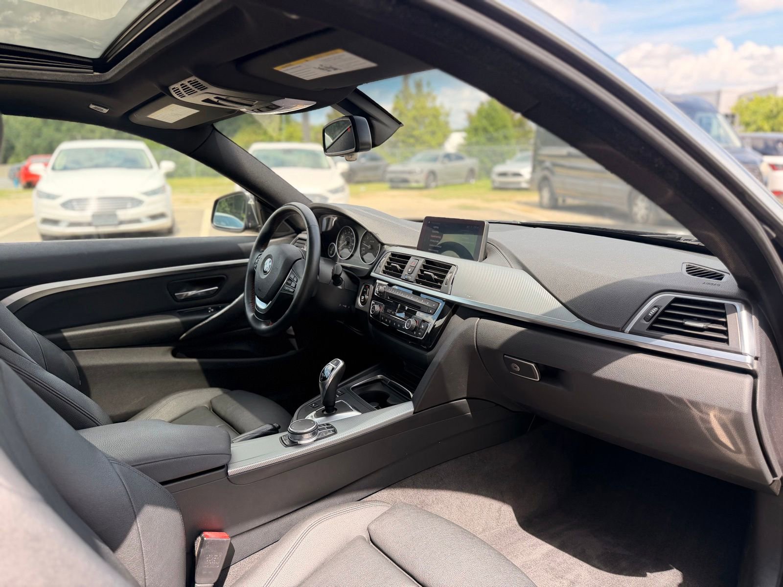 Used 2019 BMW 430i Coupe w/ Convenience Package RWD image 16