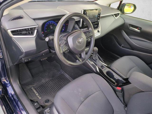 Used 2021 Toyota Corolla LE image 10