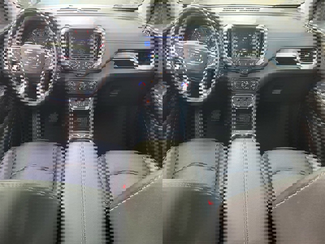 Used 2023 GMC Terrain SLT image 12