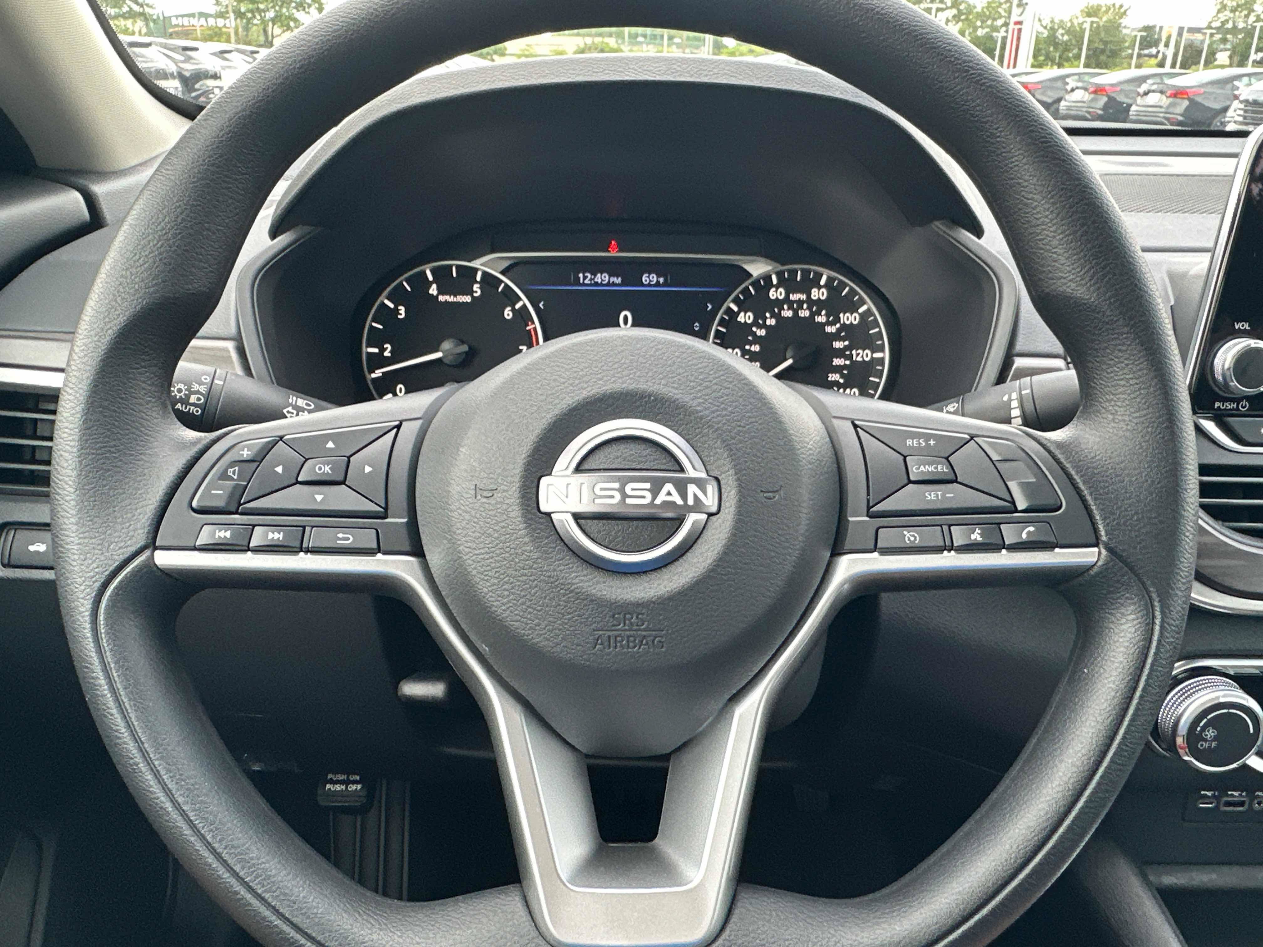New 2026 Nissan Altima 2.5 SV FWD image 40