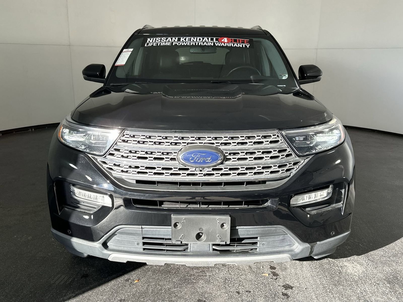 Used 2022 Ford Explorer Limited w/ Equipment Group 301A image 4