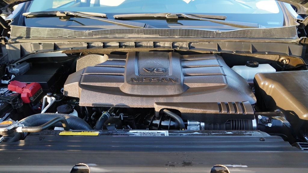 Used 2024 Nissan Titan SV w/ SV Convenience Package image 41