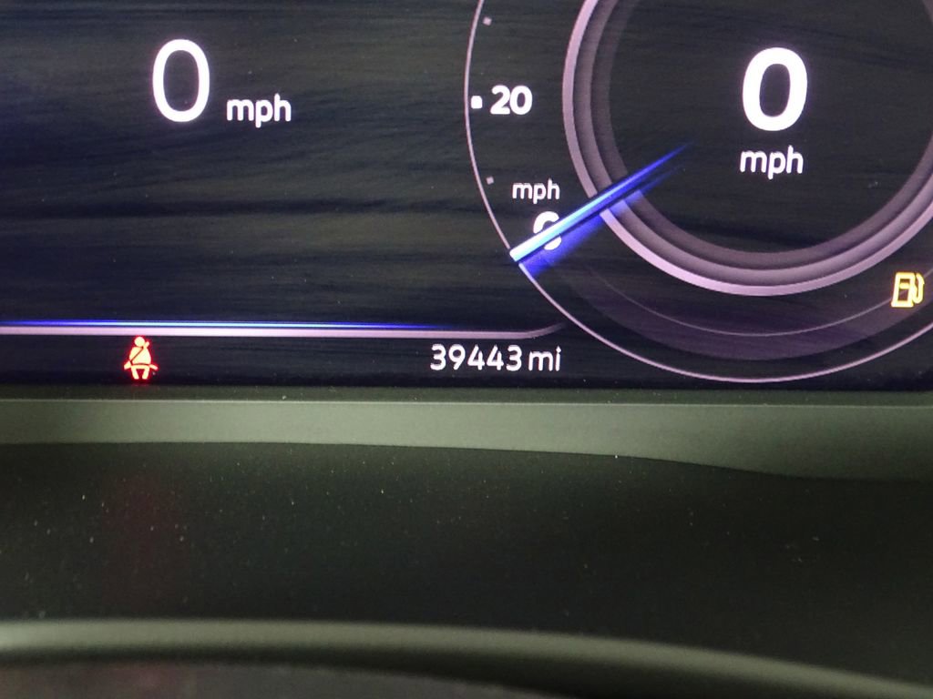 Used 2022 Volkswagen Atlas SE image 38