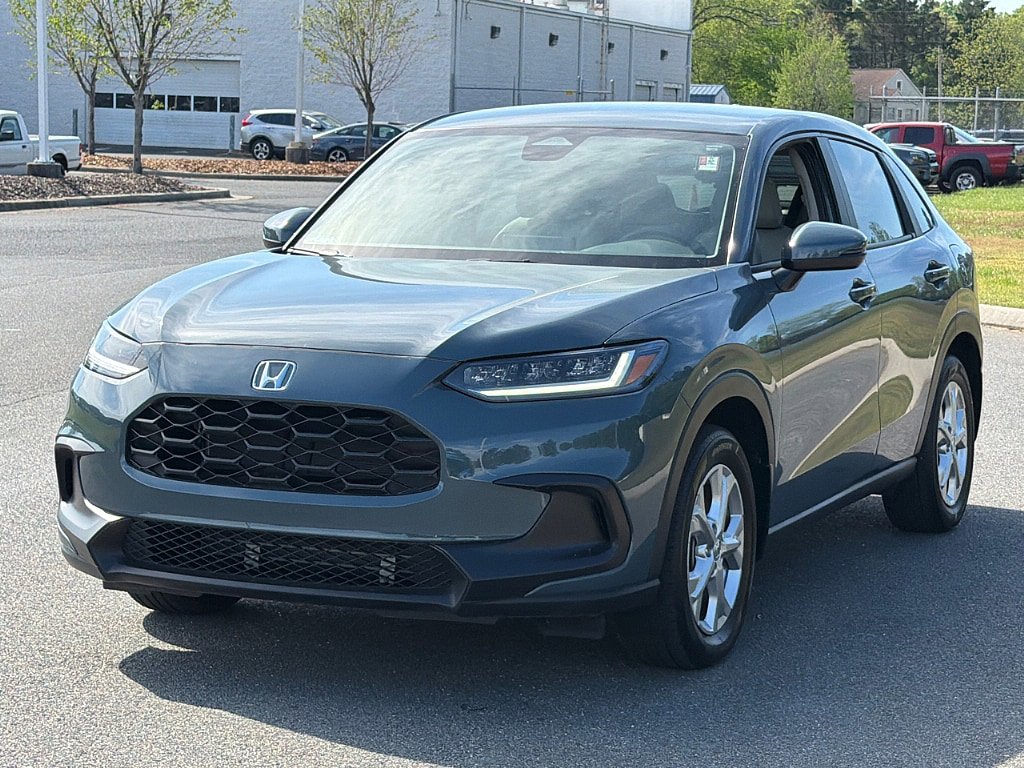 Used 2025 Honda HR-V LX image 5