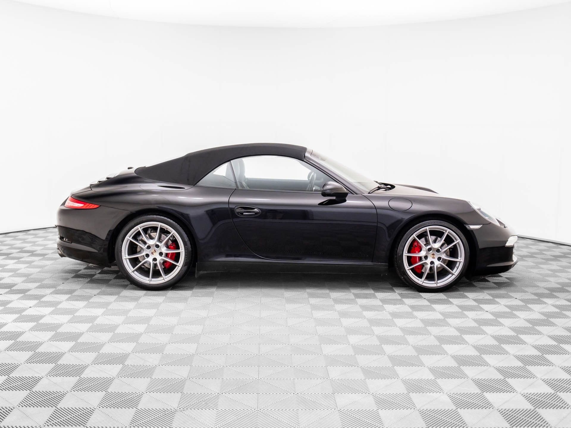 Used 2012 Porsche 911 Carrera S image 7