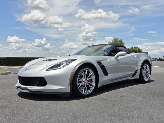 Certified 2015 Chevrolet Corvette Z06 w/ 3LZ Preferred Equipment Group RWD image 2