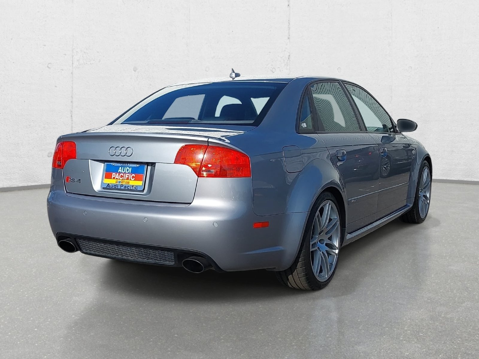 Used 2008 Audi RS 4 Sedan AWD/4WD image 5