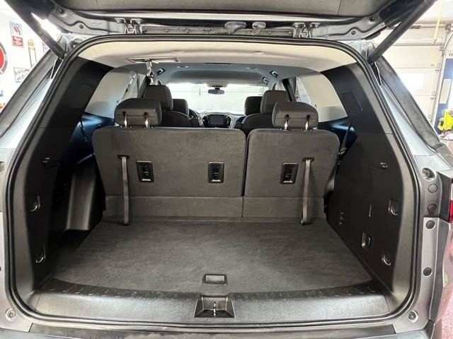 Used 2019 Chevrolet Traverse LT w/ LPO, Floor Liner Package AWD/4WD image 9