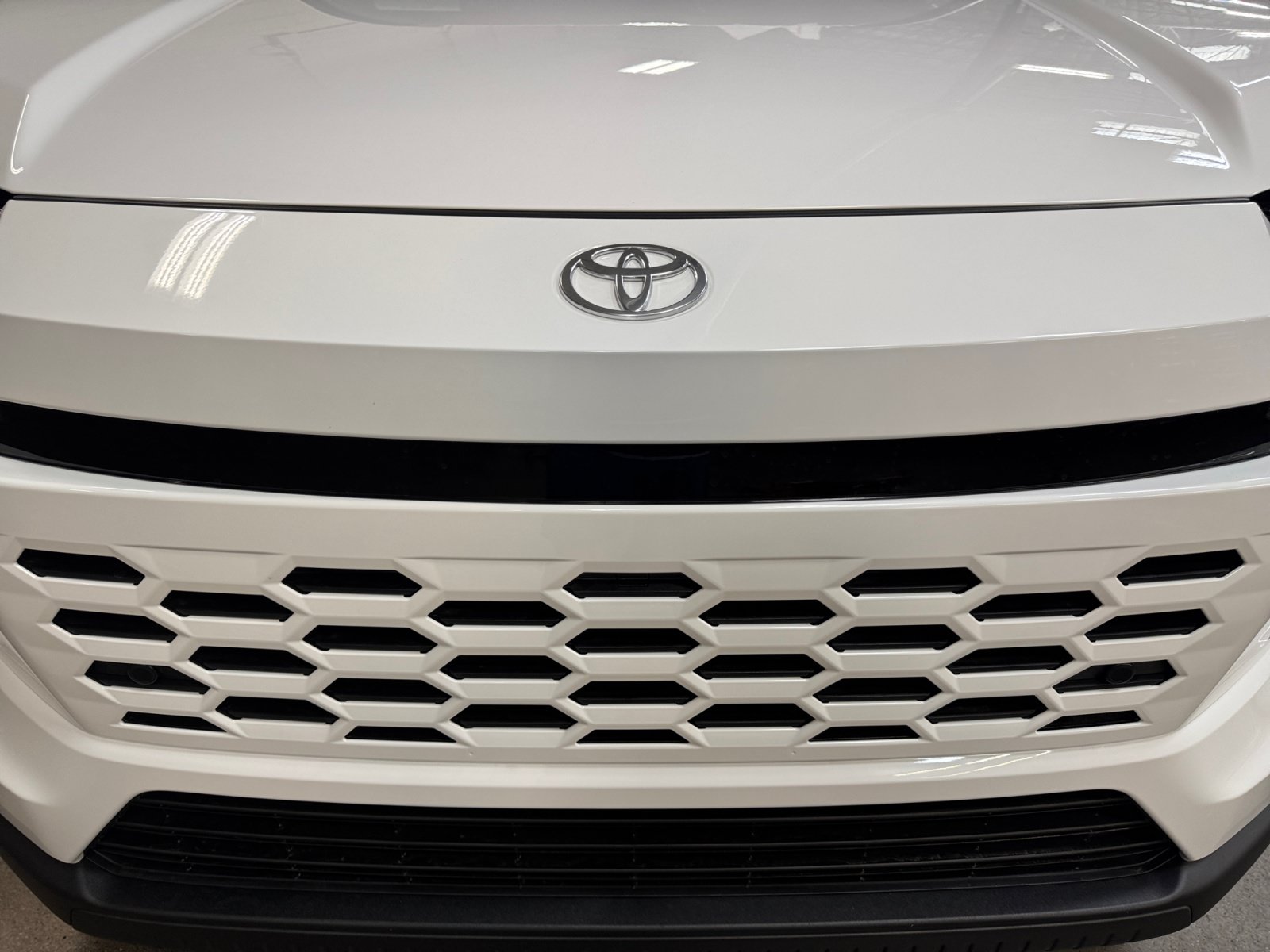 Used 2026 Toyota RAV4 XLE Premium w/ Weather Package FWD image 23