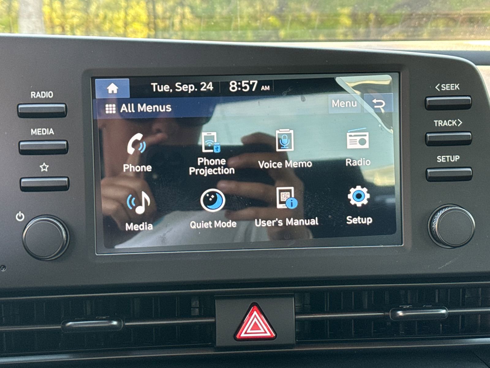 New 2025 Hyundai Elantra Sport FWD image 30