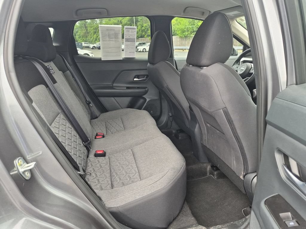 Used 2026 Nissan Kicks SV AWD/4WD image 28