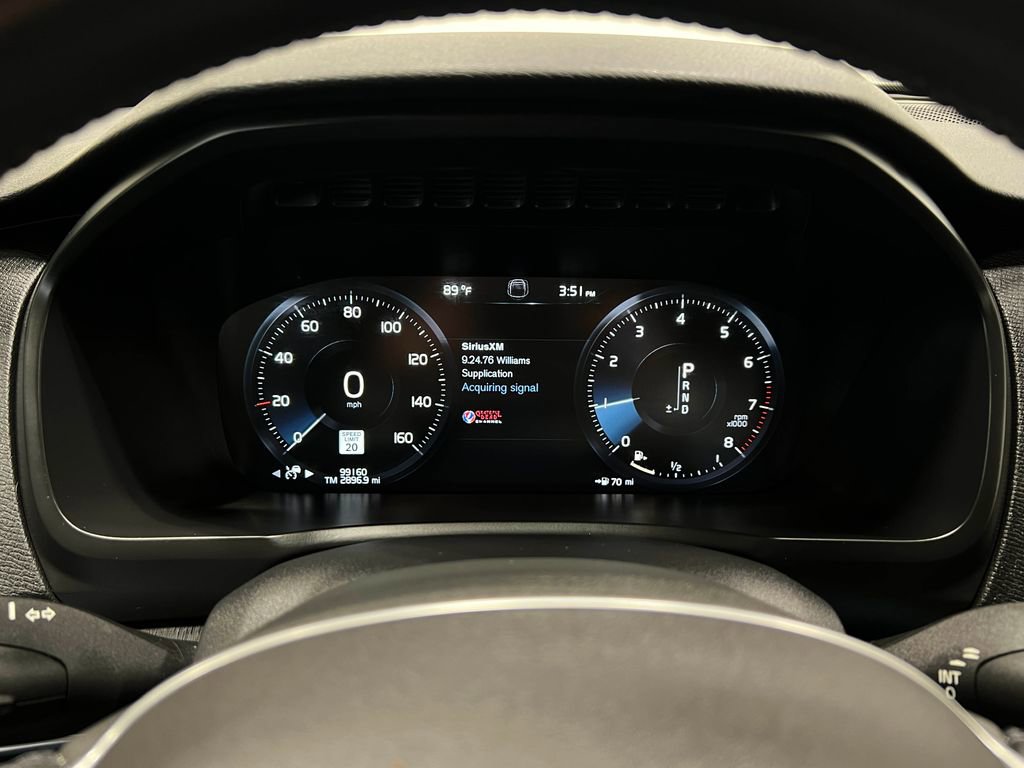 Used 2020 Volvo XC90 T6 Momentum AWD/4WD image 24