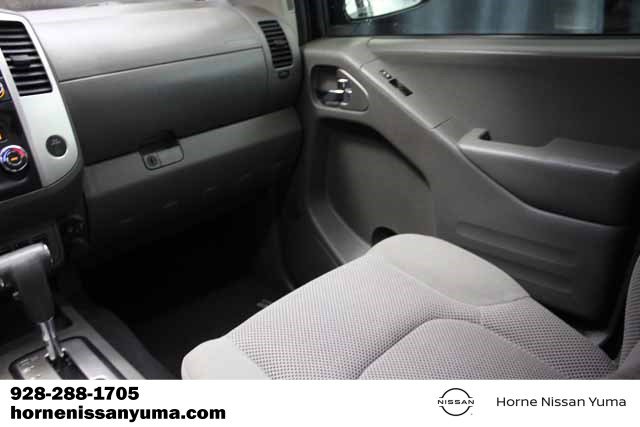 Used 2018 Nissan Frontier SV w/ Value Truck Package AWD/4WD image 11