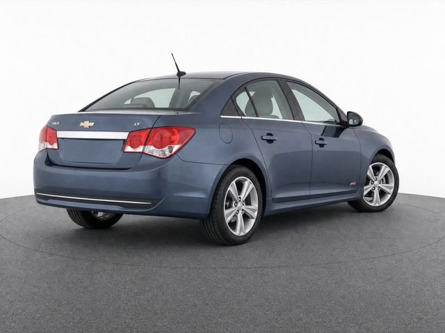 Used 2012 Chevrolet Cruze LT w/ RS Package FWD image 4