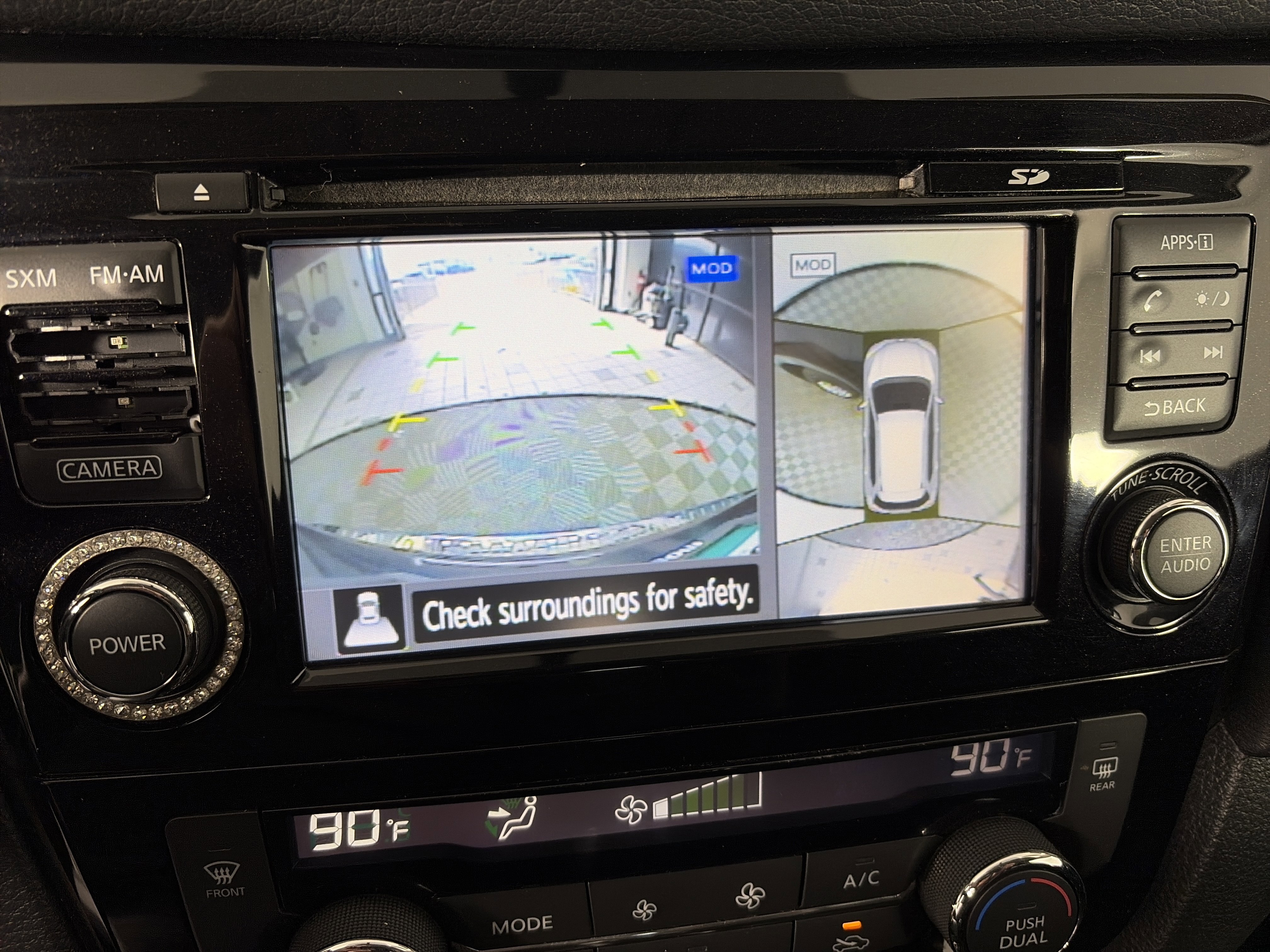 Used 2017 Nissan Rogue SV w/ SV Premium Package image 19