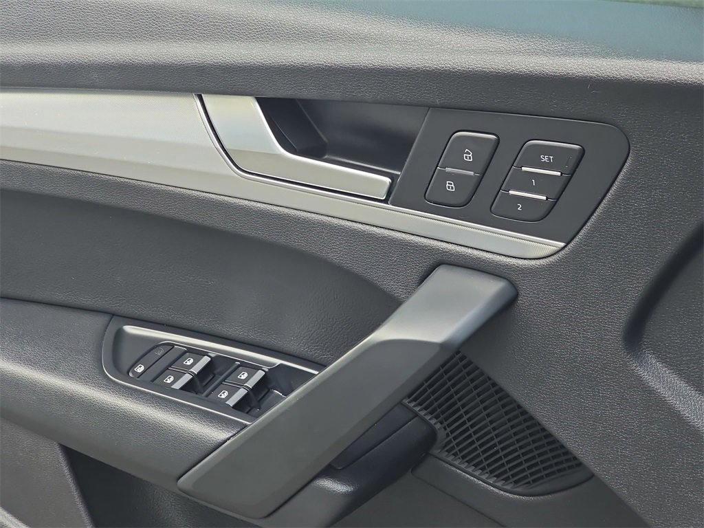 Used 2018 Audi Q5 Prestige image 32