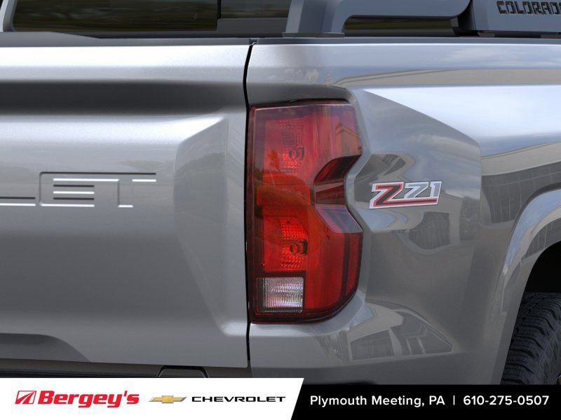 New 2026 Chevrolet Colorado Z71 w/ Midnight Edition AWD/4WD image 13