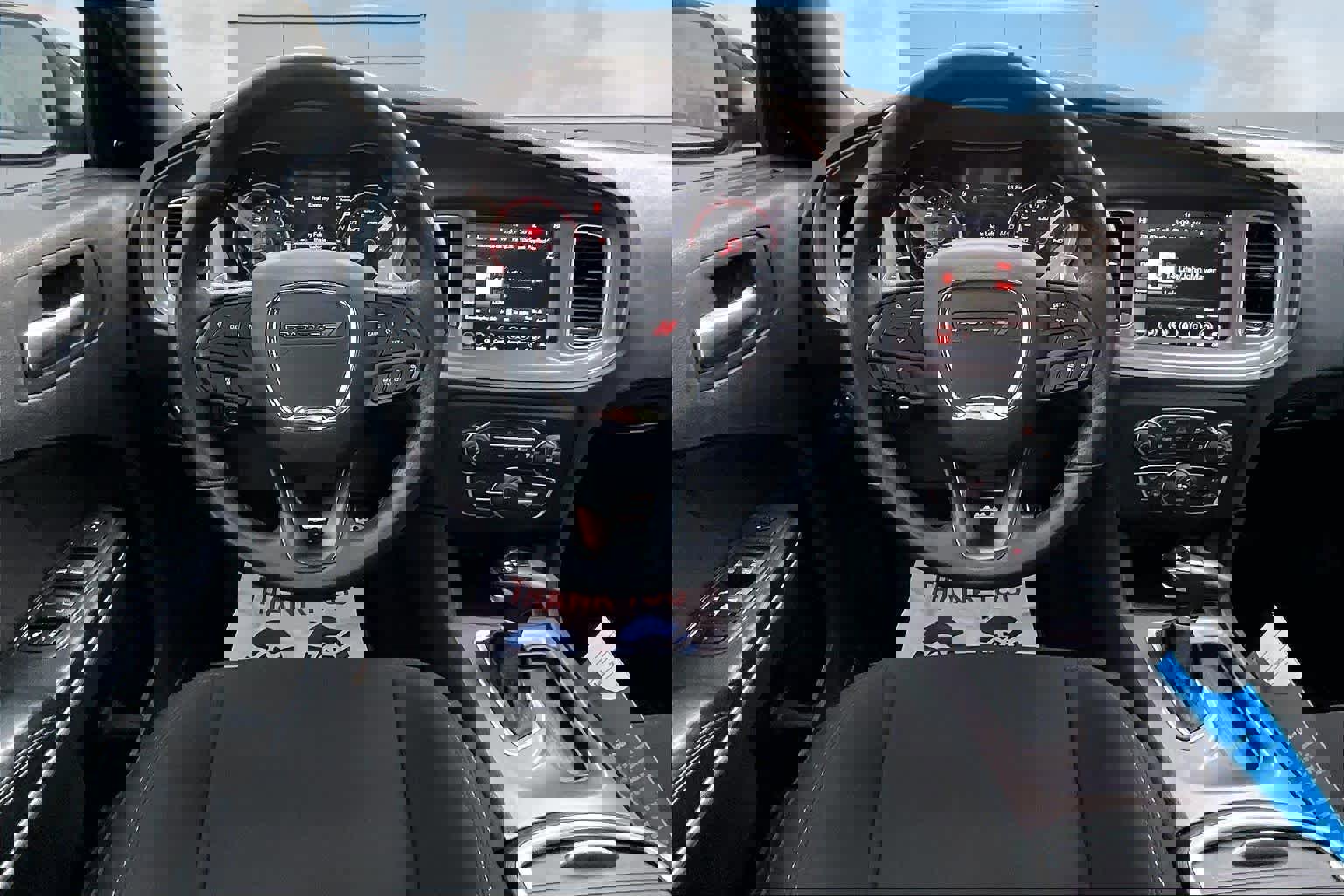 Used 2023 Dodge Charger R/T w/ Technology Group image 15