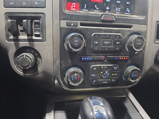 Used 2017 Ford Expedition EL Limited w/ Equipment Group 301A AWD/4WD image 10