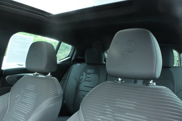 Used 2025 Alfa Romeo Tonale AWD/4WD image 14