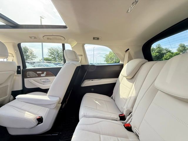 New 2025 Mercedes-Benz GLS 450 4MATIC image 23