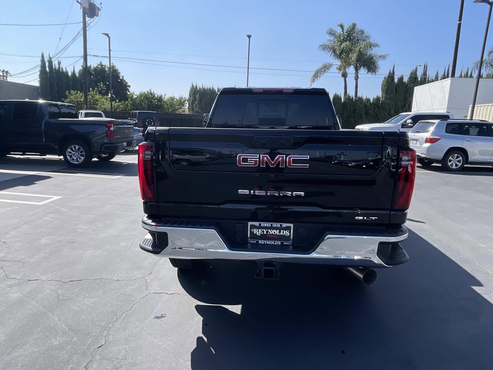 New 2026 GMC Sierra 2500 SLT w/ SLT Premium Package image 6