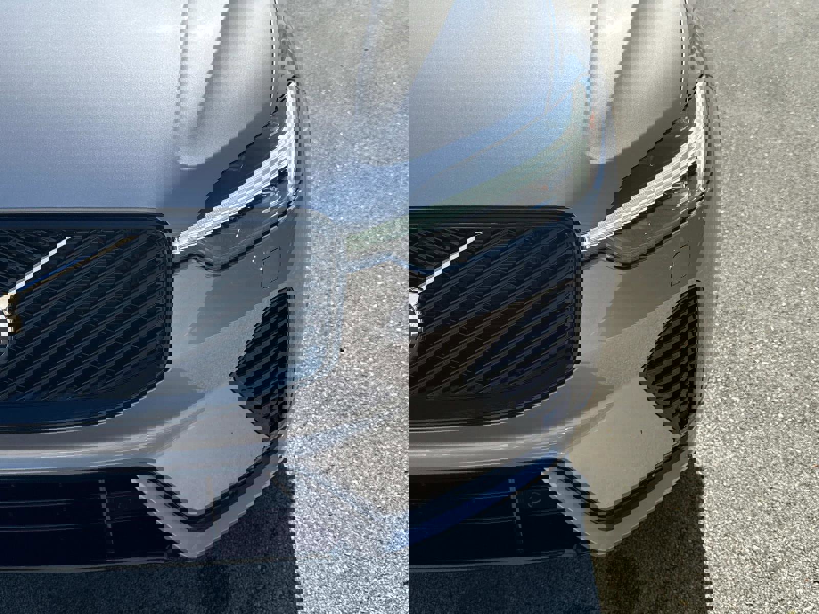 New 2026 Volvo XC60 B5 Plus w/ Climate Package image 9