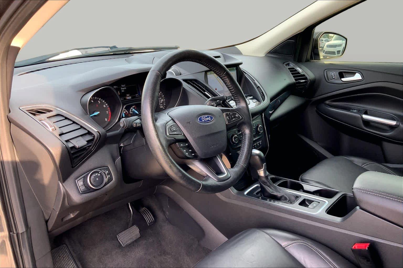 Used 2017 Ford Escape Titanium w/ Equipment Group 301A FWD image 16