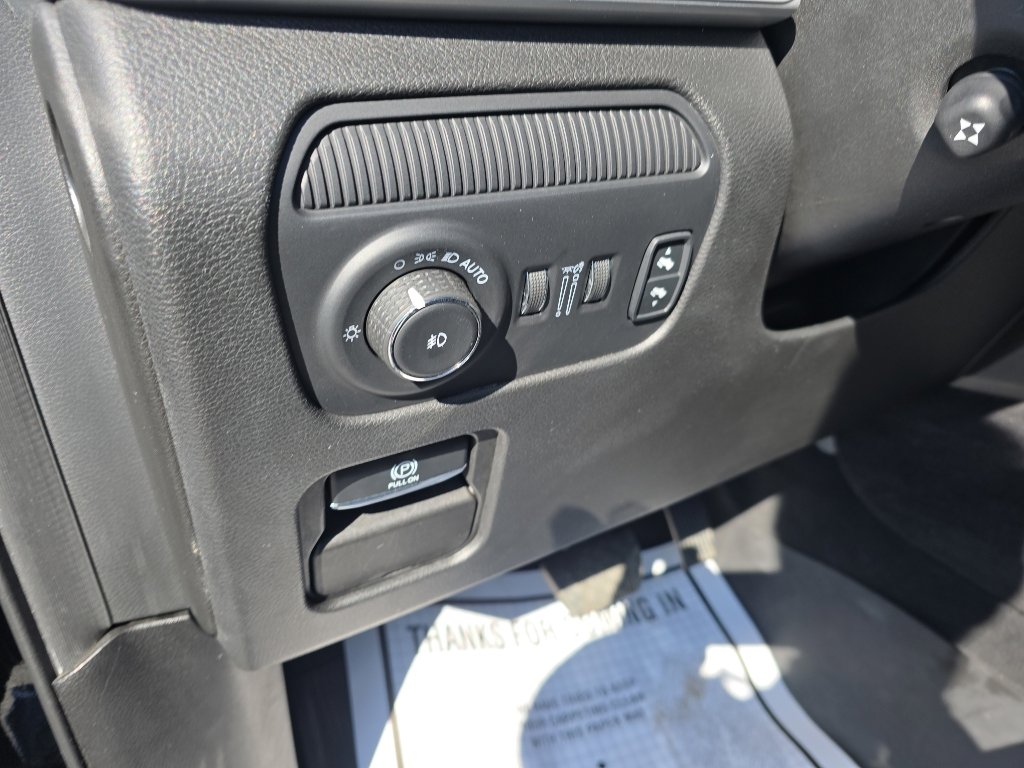 Used 2024 Jeep Wagoneer Series II AWD/4WD image 23