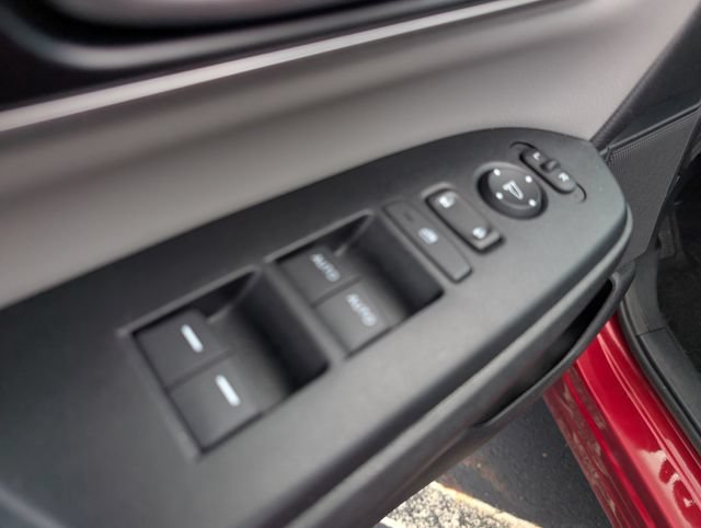 Used 2022 Honda CR-V Touring image 15
