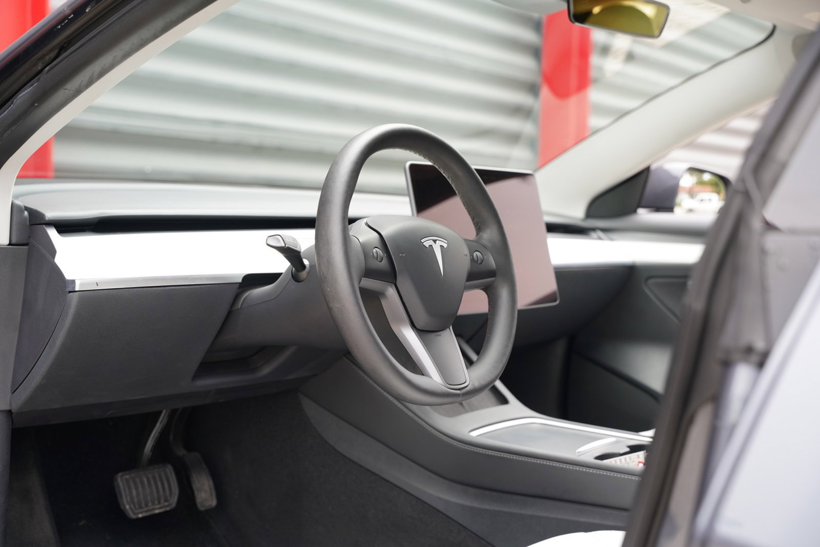 Used 2023 Tesla Model 3 Standard Range RWD image 14