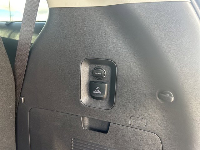 Used 2024 Kia Carnival SX image 34