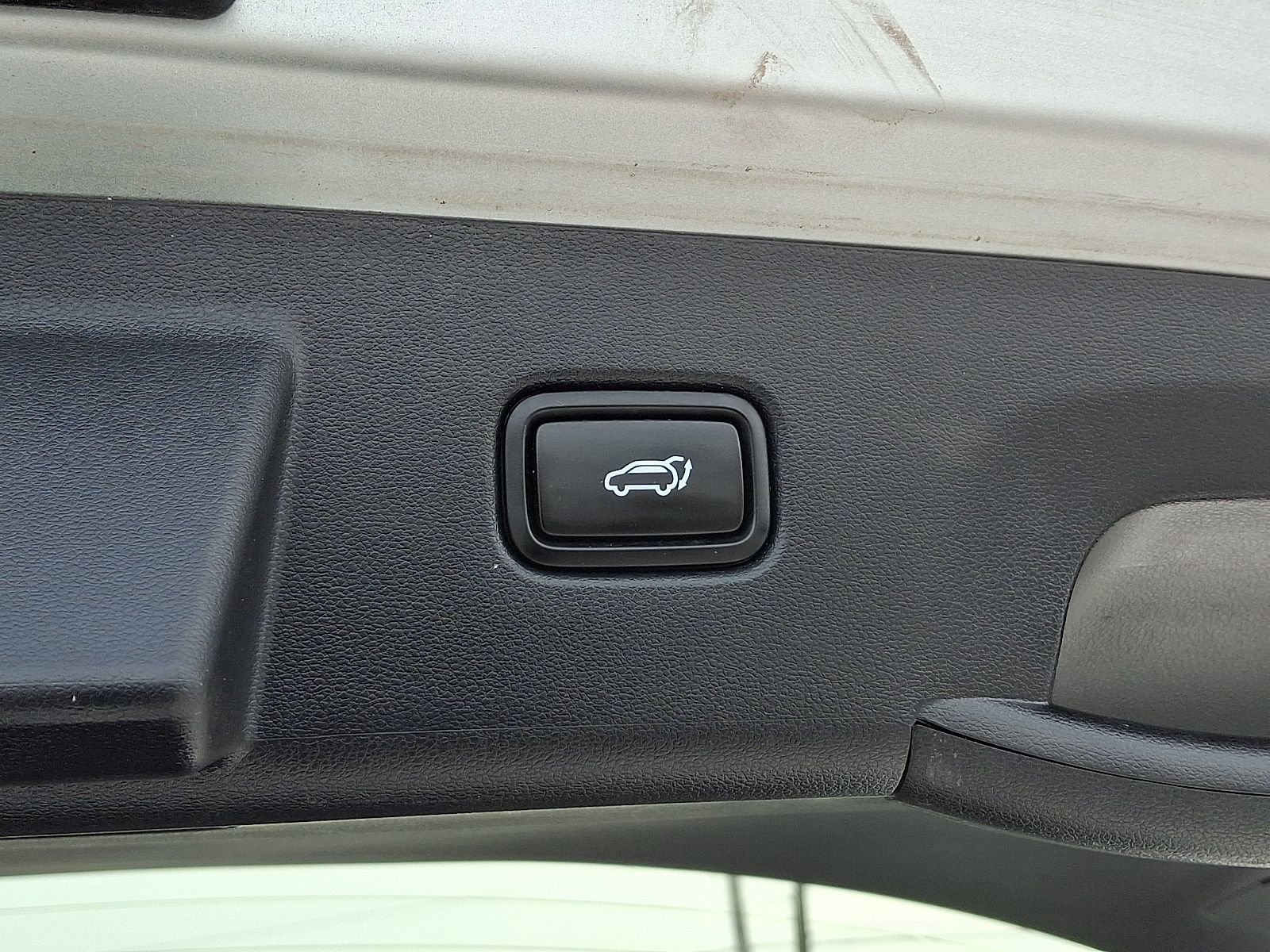 Used 2024 Hyundai Tucson Limited image 35