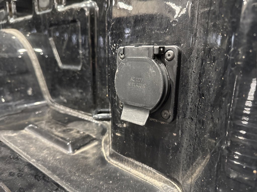 Used 2019 Chevrolet Silverado 1500 LTZ w/ LTZ Plus Package image 9